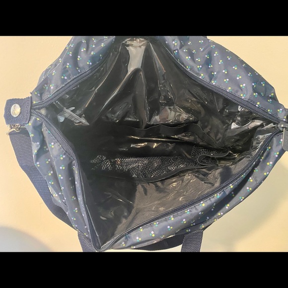 Thirty one essential carry all tote. - Picture 3 of 4